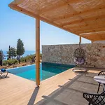 Βίλα Spartia - Brand New Seaview Suites!! *