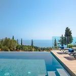 Spartia - Brand New Seaview Suites!! *